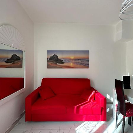 Wh - Dolce Vita - Bilocale - 5 Minuti Dal Centro - Parcheggio Gratuito - Wifi ซานเรโม ภายนอก รูปภาพ